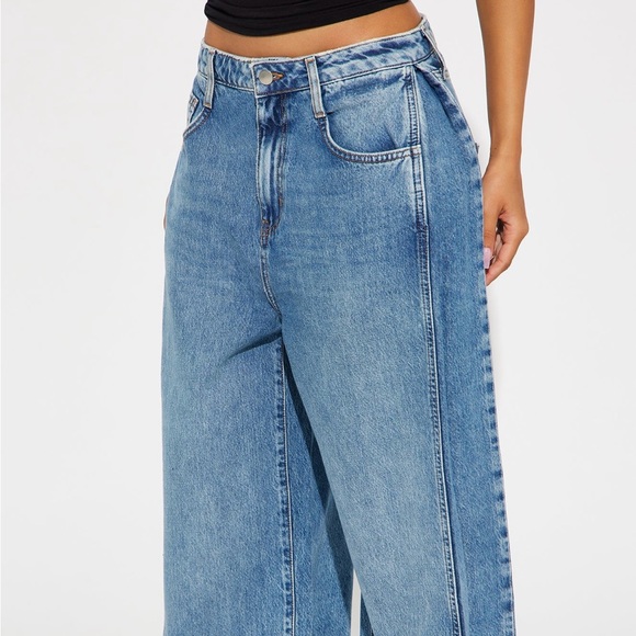 Getting Along Wide Leg Jeans - Medium Wash,never worn without tags. - Picture 7 of 9